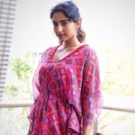 Reba Monica John Instagram - Guys!!! ProMotion madness begins for My debut Telugu movie Samajavaragamana - releasing on the 18th May ( SAVE THE DATE ) ✨ and I’m so nervous yet excited. Here’s me in my happy spaceeee 💕 Wearing this Uber fun and vibrant Kaftan by @zeelsshahofficial 💥 P.C @chandra_perumalla Hair @prakash_kasara #samajavaragamana #telugudebut #summerfilm #May18 #SaveTheDate #moviepromotions Hyderabad