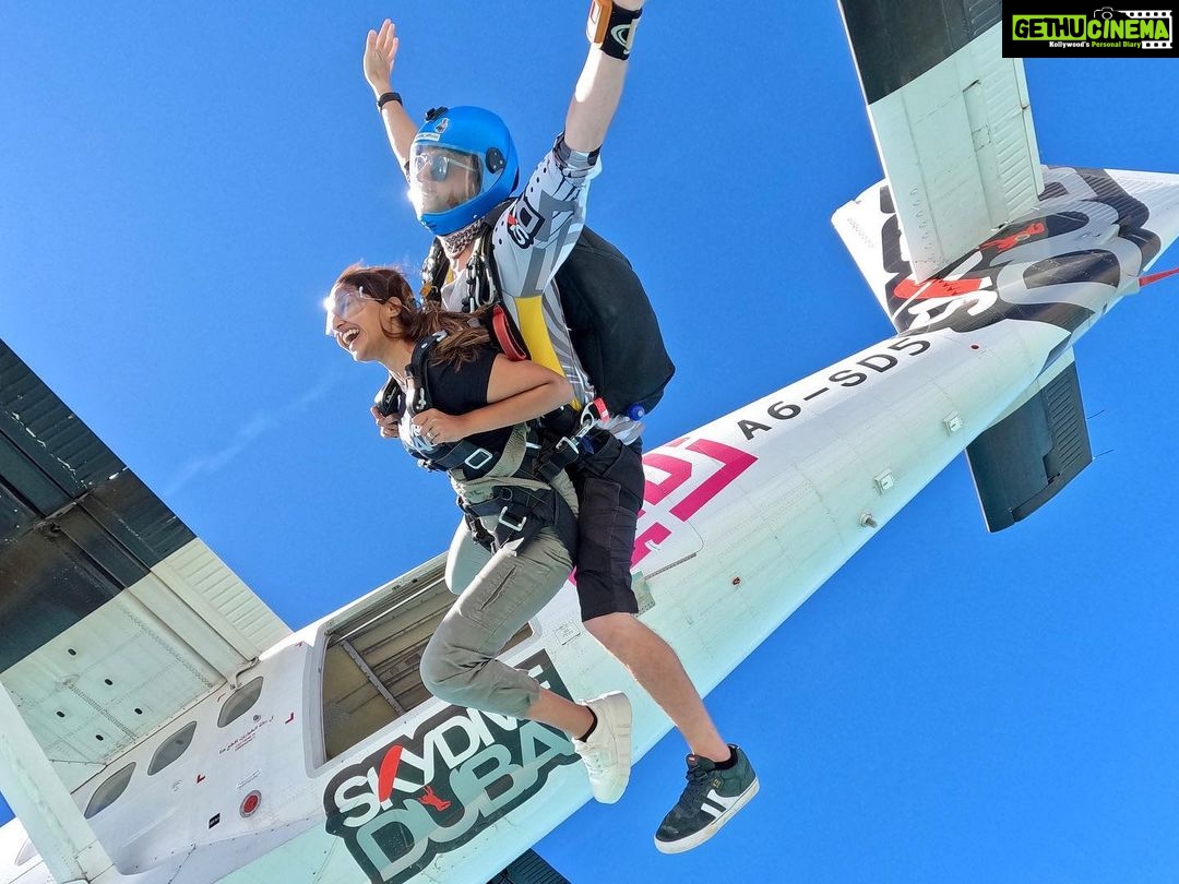 Reba Monica John Instagram - SKYDIVING-✅ When experiences teach you life lessons: To Trust and to let go ✨ For real, this adrenaline rush is unmatched. #mydubai #skydiving #adrenalinerush #unmatched #bucketlistadventures #bestexperienceever #palmdubai Skydive,dubai