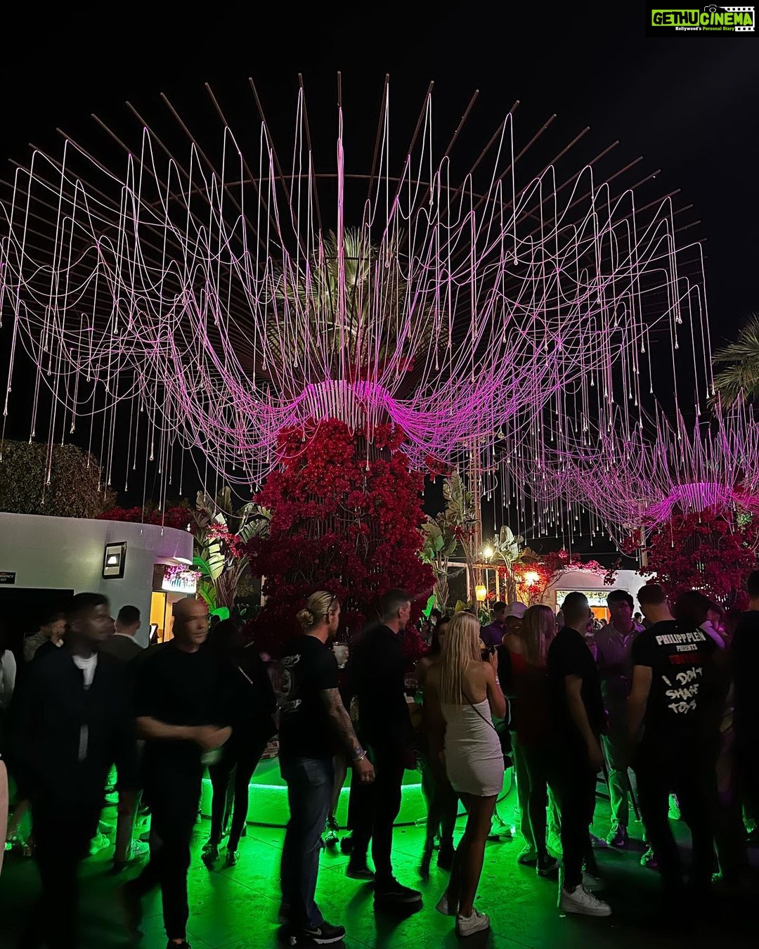 Reba Monica John Instagram - Glammmm in IBIZAAAA… ✨ Ibiza is an experience for sure. For people who love to unwind the party hard style, this is the place for you! Honestly, I might just skip this for a long time cause that’s how much I soaked in all of the craziness 😅 #ibizastyle #eurotrip #throughmyeyes #wedidnottakeapillinibiza