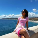 Reba Monica John Instagram - Oh what a NICEeee time in NICE 😍 In loveee with their breathtaking beaches and pretty streets filled with aesthetic cafés and stores! I mean, you see the color of the water? It’s ten times more stunning in real. Truly in awe Can’t wait to show you more ✨ Euro 23 #throughmyeyes #traveldiaries #europe #nice #france