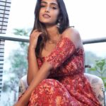 Reba Monica John Instagram - I got to live my Indian Cinderella moment in this dress, I swear 💕 Promoting my debut Telugu film Samajavaragamana which releases on 18th May ✨ see you soon in the theatres ?