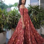 Reba Monica John Instagram - I got to live my Indian Cinderella moment in this dress, I swear 💕 Promoting my debut Telugu film Samajavaragamana which releases on 18th May ✨ see you soon in the theatres ?