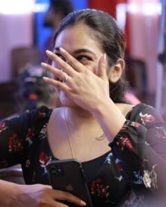 Rebecca Santhosh Instagram - 🥶