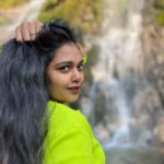 Rebecca Santhosh Instagram - Photo dump day 2 💚 . . @4846_santhosh . . Other side : @sreejithvijayanofficial Lachen, Sikkim