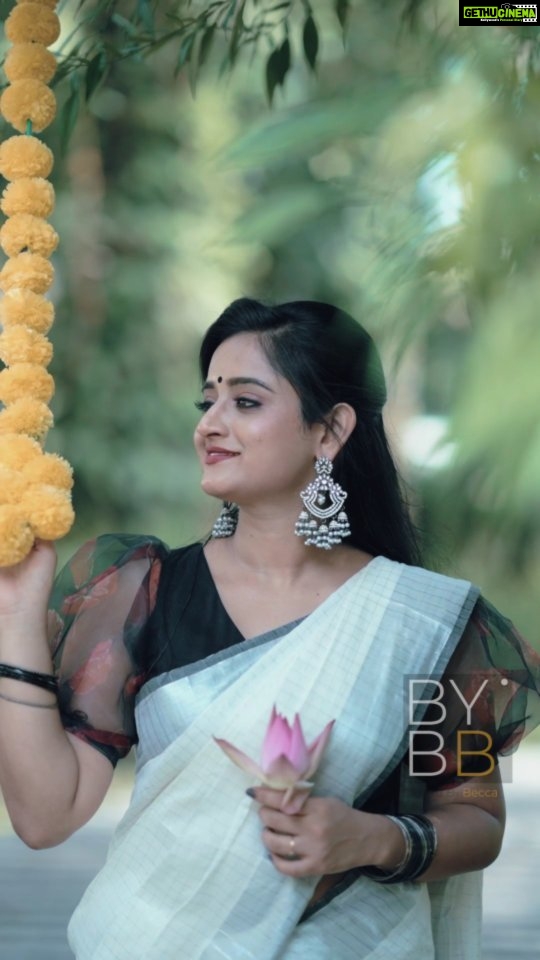 Rebecca Santhosh Instagram - In a world full of trends , I want to remain a classic ✨ Costume- @bybbecca Pc : @nithin_c_nandakumar Earrings : @jhanvi__collections MUH : @shan_sha_ji Designer : @_parvathy_praveen_