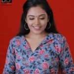Rebecca Santhosh Instagram – SOLD OUT

Always dress well but keep it simple ✨
.
.

Product code : KR06
Launching price : 699/- + shipping 

DM for size chart

DM @bybbecca  or WHATSAPP on 9074003214 for orders

Material:cotton fabric with lining 
.
.
We dispatch our orders as follows 
*Orders on Sunday and Monday will be dispatched on Thursday
*Orders on Tuesday and Wednesday will be dispatched on Saturday 
*Orders on Thursday Friday and Saturday will be dispatched on Monday
.
Cancellation policy is as follows 
*Damages if any should be reported within 24 hours
* Opening and packing video(while returning is mandatory)
* Charges for courier while returning is refundable

#getbeccafied #bybbecca #beyoubybecca #casualoutfit #officewear #collegewear