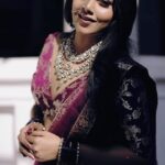 Rebecca Santhosh Instagram - A wedding dress is both an intimate and personal for a woman- it must reflect the personality and style of the bride . ✨ . . . Pure Banarasi lehanga. Dm @chamak_by_becca for more details . . . MUH :@blushingtone_by_veenavineeth Orenaments: @suhana_art_and_jewels Vc & pc : @jithuthampifm @travancoreads