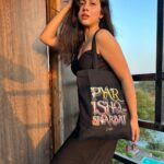 Reem Shaikh Instagram - "Say goodbye to plastic bags and hello to sustainable style with our reusable cloth tote bag! 🌍👜 @reem_sameer8 promoting sustainability with the ZA tote bag. "Made from 100% organic cotton, our tote bag is not only good for the environment, but also for your style! Use it for groceries, shopping, or just as a cute accessory. 😍 #sustainablefashion #reuse #reducewaste"🌍👜 #sustainability #ecofriendly #totebag" SHOP NOW : @za.byzain