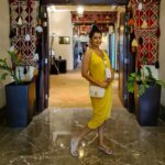 Reenu Mathews Instagram - Make them Stop & Stare😉 . . #selfmusings #yellowlove #lifeindubai #lifestyleblog Emirate of Dubai