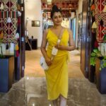 Reenu Mathews Instagram – Make them Stop & Stare😉
.
.
#selfmusings 
#yellowlove
#lifeindubai 
#lifestyleblog Emirate of Dubai
