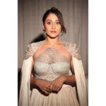 Regina Cassandra Instagram – 🦙😬
@agunjofficial @voycejewellery  @nat_chava @jenimakeupartist7
@darshan6289photography @stylebynavyaanddivya