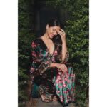 Regina Cassandra Instagram - ♥️ @printsbyradhika @shayagrams @jenimakeupartist07 @nat_chava @darshan6289photography @stylebynavyaanddivya