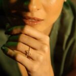 Regina Cassandra Instagram - #SayItWithSomethingSpecial 💚 @kalyanjewellers_official