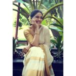 Regina Cassandra Instagram – ☀️
@suta_bombay
@kalyanjewellers_official 
@hairbydrishya 
@jenimakeupartist07 
@umabiju 
@pooja__dhuri
@darshan6289photography
Venue : @grandhyattmumbai