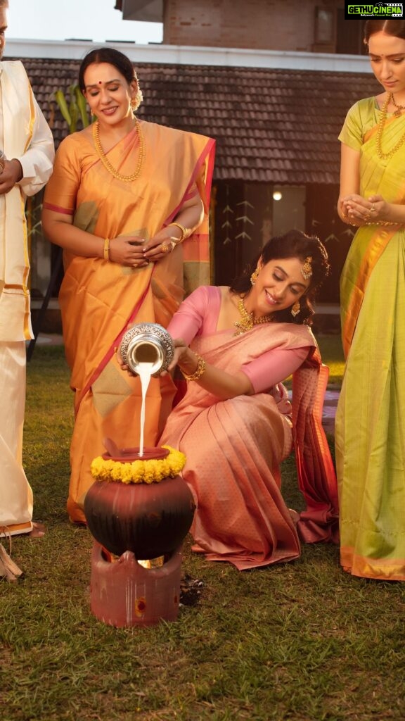 Regina Cassandra Instagram - Come celebrate this Pongal with us ✨ This new year, turn traditional festive moments into celebrations that span borders and bring friends together! Let’s celebrate Pongal with the richness of the new harvest and the shine of the golden sun and make memories that will warm our hearts. Kalyan Jewellers Pongal edition celebrates the ancient Tamilzh culture - one that has always inspired the world. #PongaloPongal #PongalSansBorders @kalyanjewellers_official
