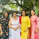 Rekha Krishnappa Instagram - Extended Family for ever❤️❤️ #deivamagal #deivamagal_team #meetuptime #meetup #suntv #suntvserial #suntvserialactress #suntvfansclub Chennai, India