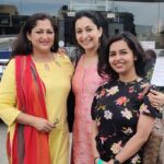 Rekha Krishnappa Instagram - Extended Family for ever❤️❤️ #deivamagal #deivamagal_team #meetuptime #meetup #suntv #suntvserial #suntvserialactress #suntvfansclub Chennai, India