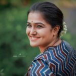 Remya Nambeesan Instagram - Wearing @byhand.in MU N HAIR @jo_makeup_artist Photography @ameensabil Styling @anohbyanooparavindh #vishu #kanikonna #fotos