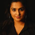 Remya Nambeesan Instagram - @jo_makeup_artist @rijil_kl @anohbyanooparavindh!! #fashionstyle #instagood #instalike Kochi, India
