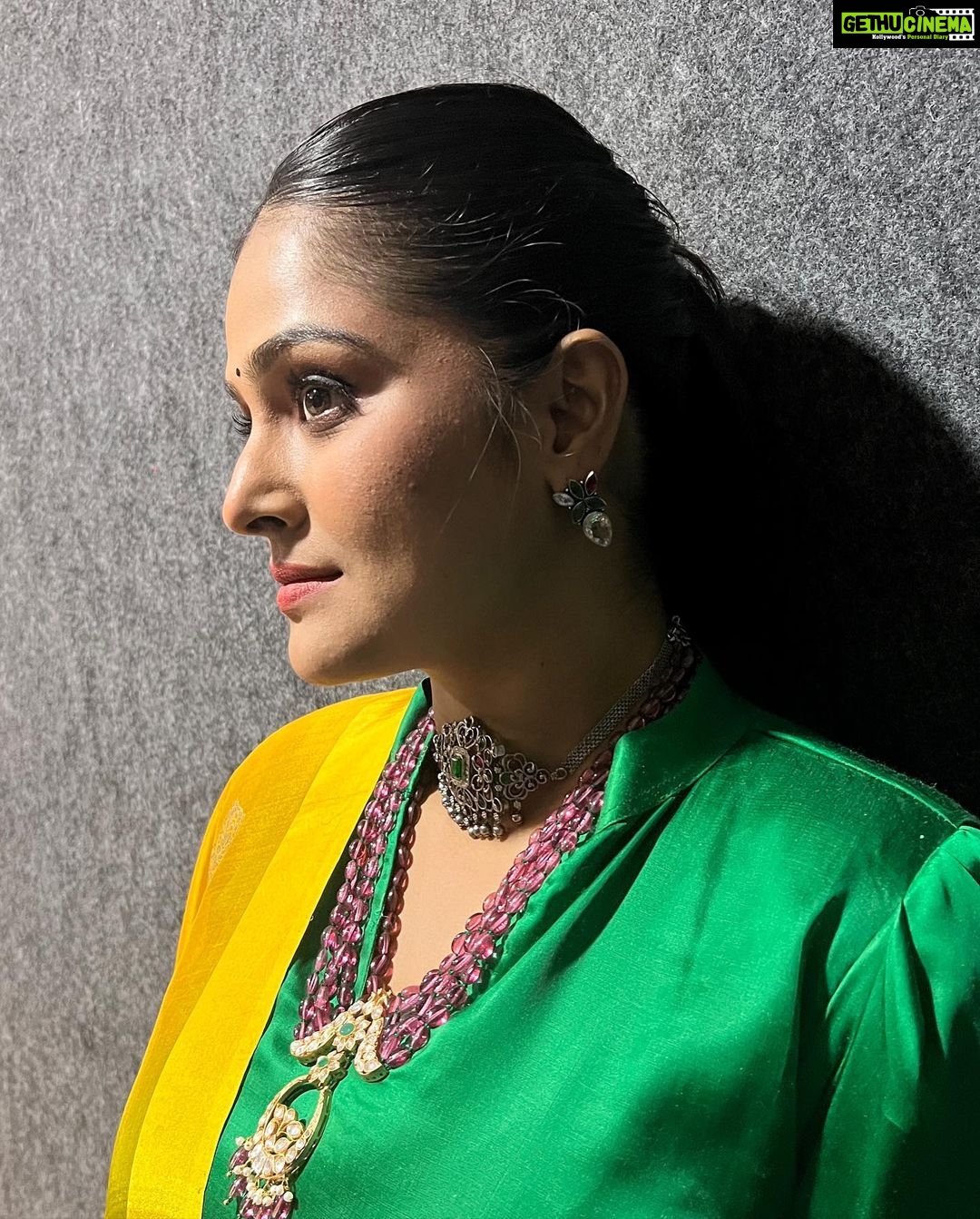 Remya Nambeesan Instagram - Just 😍!! #shootmode @neethu_makeupartist #instagram #instalike #instagood styling @pradeepkumar0606 EVP Film City