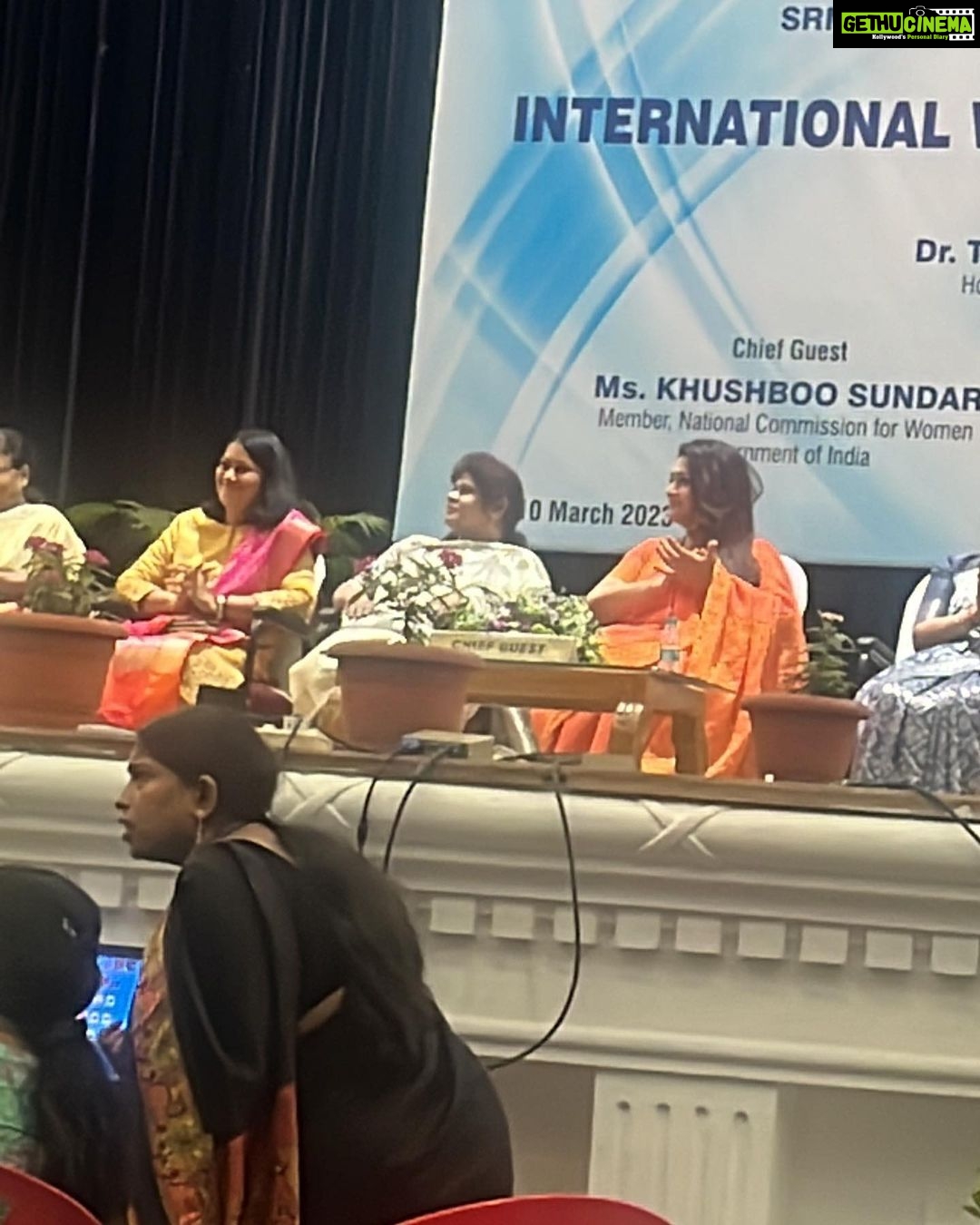 Rethika Srinivas Instagram - Women's day celebration in my own SRM university . As an alumina it was an over whelming experience . Khushbu the lovely lady was the invitee and was felicitated for her new mission as a member of national commission for women. Her speech and interaction with the students was so inspiring . Long way to my dear khush mam !