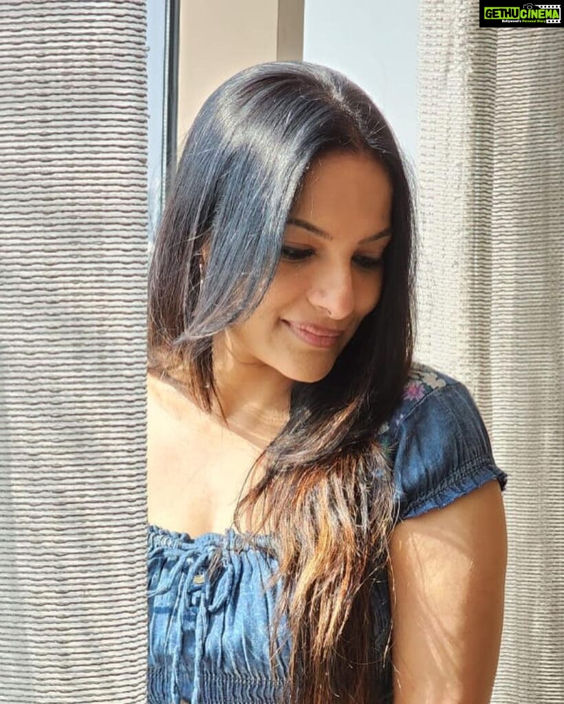 Rethika Srinivas Instagram - No edits ! No filters ! just candid as usual!! happy week end !