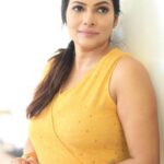 Rethika Srinivas Instagram - Smile and stay positive ! ——— }trending #closeup #viral #rethikasrinivas #serene #reels #expression #instareels #chennai #moodygrams #justanotherdayinwa #reelitfeelit #goodpart #attitude #positivity #rethikasjustmywayfam #exclusive #timeless #instagood #instafamous #food #actress #fun #staypositive #yellow