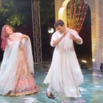 Richa Chadha Instagram – 💃🏼Happy International dance day! When you can’t do something you love, it changes you!  I did lose touch with this very fun side of me. I love to dance, whatever style it is… dancing connects you to the divine, cuz the music takes over and the body let’s go ! Thanks @rajendrachaturvedi sir, Pandit Abhay Shankar Mishra, @ratikaramkumar @rudradevvvv who can be seen dancing with me in the first clip, (he taught me)… my girl crush @aprilrosedance and @olga_meos ! A very happy international dance day! I look forward to doing more dancing this year, Mr Bhansali woke up something long dormant inside my soul… love to all ! 
#Kathak #Bellydance #hiphop #richachadha #bollywooddance #feminineenergy #GoddessEnergy #classicalindiandance