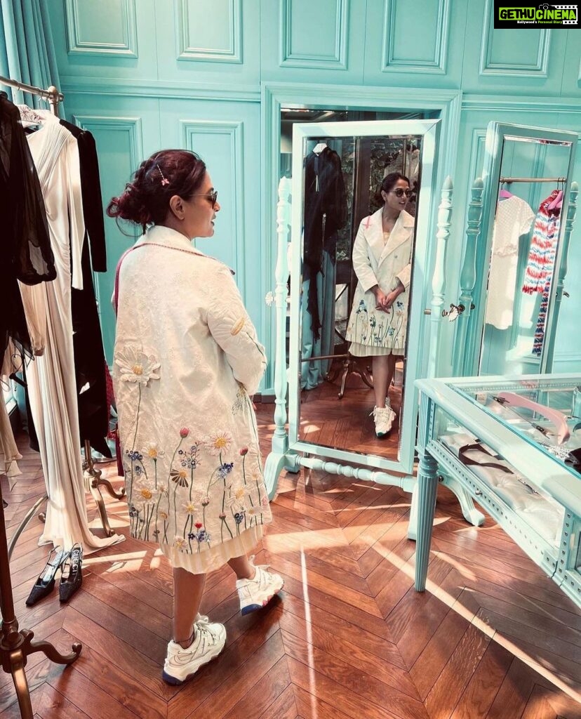 Richa Chadha Instagram - It’s funny the brand is called @ilovepero because I truly do love Pero! Love the spirit of the clothes, #joiedevivre truly! Chose this to keep my producer-ly meetings fun! Exquisite stuff, got so many compliments in Cannes! See how the reversible jacket came alive in all it’s spring glory! Worked equally well with pumps and white sneakers! Styled by @anishagandhi3 , @rochelledsa ! Latergram photo by @harshphotography11 , MU @shaylinayak , assisted by @vickyvandre , hair by @ashisbogi ! 🌸🫶🏽🫀❣️❤️ . . . . . . #LaterGram #fashionfun #sustainability #Cannes2023 #RichaChadha #floral #bloom #springfashion
