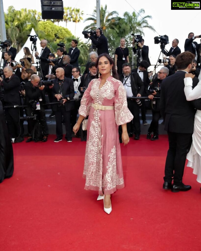 Richa Chadha Instagram - I got DMs from some of you asking about my Cannes red carpet look, voila! Wore @zimmerman, @karishma.joolry for the premiere of Jessica Hausner's 'Club Zero', refreshingly neurotic film! My director Shuchi Talati offered sartorial advice, helped me out, then we walked to the Palais together ! A simple , different, creatively exciting Cannes experience for me! Dress present from @alifazal9. PS : Did my own HMU in 30 minutes! There's a pearl detail clip too, come on! Hehe. Thanks @anishagandhi3 for being, plz tell @rochelledsa to like me back. . . . #CleanUpNice 🫀#cannes2023 #Newproducer #RichaChadha #alifazal