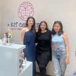 Richa Panai Instagram – The lovely team of @pinkvilla at our cafe today!😻 It was our pleasure and so much fun hosting you girls!!💕 @annalovesuh @esterzester #kitcatcafe #pinkvilla #pinkvillalifestyle KIT CAT CAFE