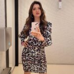 Richa Panai Instagram - Happy women’s day my fellow beings!Remember to always stand tall, strong, proud and shine from within!!🌟#happywomensday