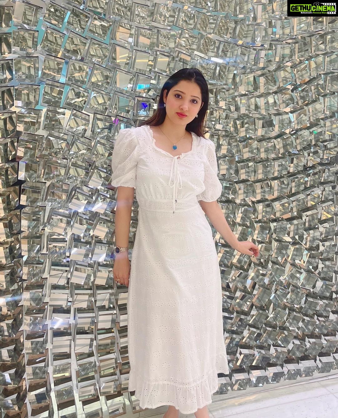 Richa Panai Instagram - 💎 Dubai Mall , Dubai
