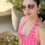 Richa Panai Instagram - Some me time by the pool!🥙💗 #piscean Dubai, UAE