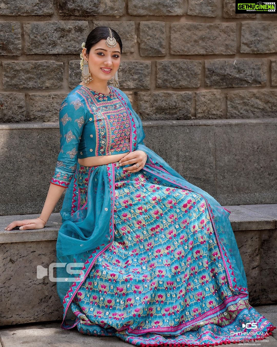 Richa Panai Instagram - My first south Indian wedding experience and it was sooo much fun and allll heart!💙💕#rahulmadhav #weddingbells #southindianwedding PC - @aniyanchithrasala @chithrasaalaweddingphoto Bengaluru,Karnataka