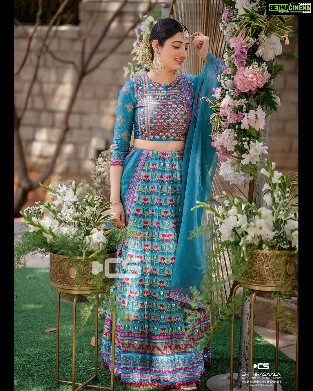 Richa Panai Instagram - My first south Indian wedding experience and it was sooo much fun and allll heart!💙💕#rahulmadhav #weddingbells #southindianwedding PC - @aniyanchithrasala @chithrasaalaweddingphoto Bengaluru,Karnataka