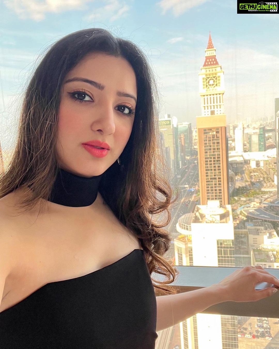 Richa Panai Instagram - Today for @bhimajewellersme store visit!🖤 Styled by @anokha_ann Dubai, United Arab Emirates