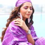 Ridheema Tiwari Instagram - Khudaya Khair 🙌 📸 : @ibphotography27 MUA: @rohini_makeupandhair Outfit : @dyedebonair Jewellery : @the13store.in Styling : @instylewithaditi Location : @radissonblumumbaiairport #tyeanddye #purplehues #trendingreels #srkfanclub #reelsinstagram #summer Radisson Blu Mumbai International Airport