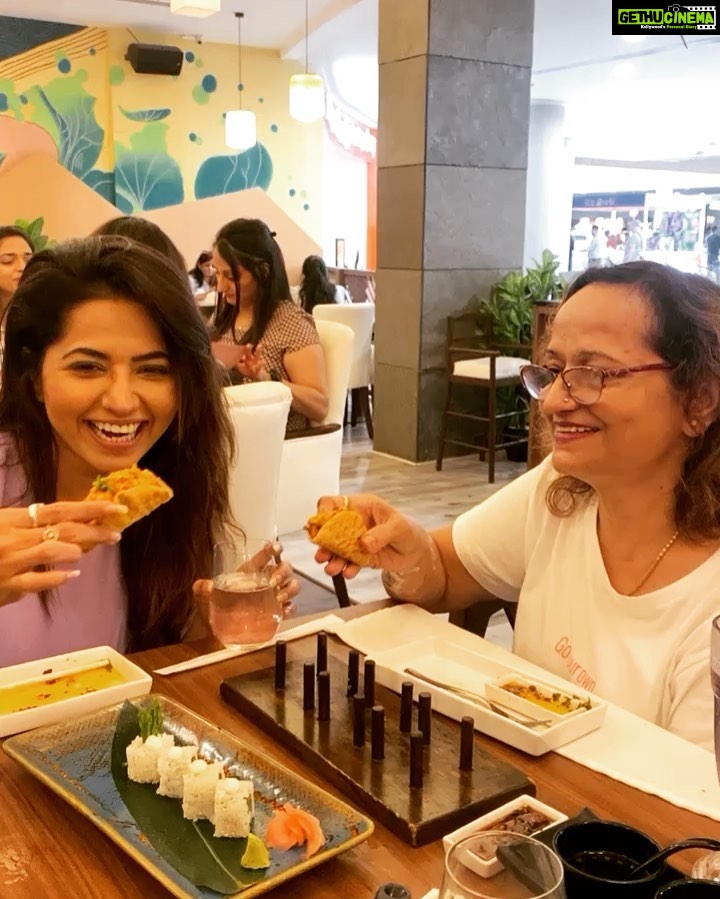 Ridheema Tiwari Instagram - Mothers Day Week Special 🧿 “All that I am, or ever hope to be, I owe to my angel mother.” What an awesome way to celebrate #mothersdayweek @papaya_asian #panasiancuisine never tasted this good 😍😍😍😍😍😍😍😍A #highenergydining experience, redefining Asian cuisine ❤️❤️❤️❤️❤️❤️❤️❤️ New favourite place for foodies like us. @jaskaransinghgandhi @madhuri.tiwari.737 Agree???? #sushilovers #dimsumlover #foodiegram #goodfood #highlyrecommend #mommysdayout #stickyrice #lunchwithfamily #tacos #lunchwithmom #familia #inorbitmall #lunchdate We had our yummy moments yesterday at lunch and you? @matsya_media ❤️ Best Lunch ever ❤️ In Orbit Mall, Mumbai