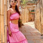 Ridheema Tiwari Instagram - Checkmate 💓 Wearing : @howwhenwearclothing #summervibes #vacaymood #beachbabe #ridhiematiwari #ootd #ootdfashion #chillout Aswem Beach, Goa