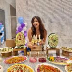 Ridheema Tiwari Instagram - Living my best brunch @fairfieldbymarriottmumbai With my girls @arinadey14 @preetipurichoudhary #sundaybrunch #madomado #disneybrunch Fairfield by Marriott, Mumbai International Airport