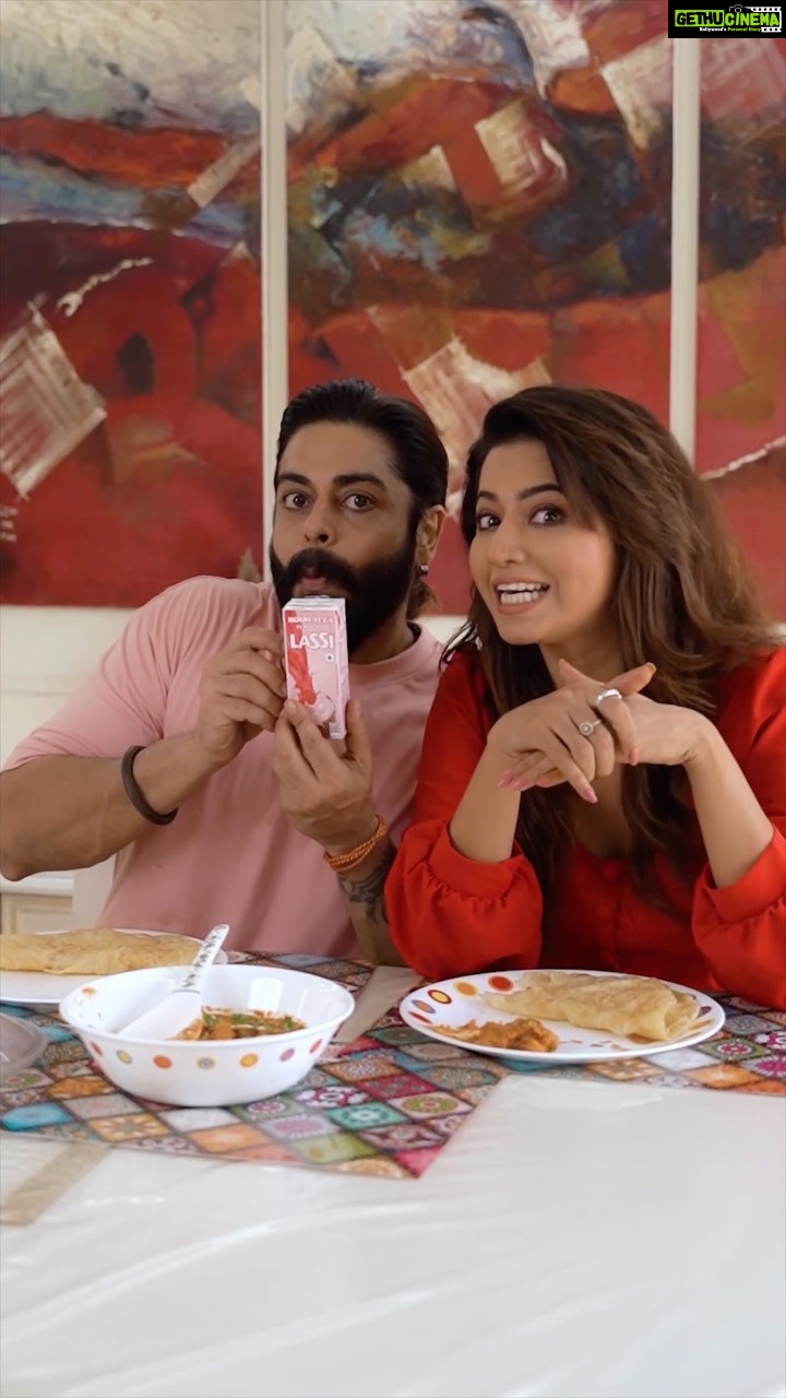 Ridheema Tiwari Instagram - Chhole Bhature and Lassi make a wholesome awesome combo. And what if, you get a dash of @hamdardroohafza in your Lassi. RoohAfza Lassi is a saviour in this scorching heat as it refreshes you instantly, is healthy, has prebiotics that help improve your digestion and immunity. So enjoy your Chhole Bhature with RoohAfza Lassi & get ready for Taazgi Ka Double Dose! Order Now Big Basket | Blinkit | Amazon | Flipkart #HamdardLassi #Lassi #RoohAfzaLassi #Beverage #CoolDrink #Refreshing #Hydration #Taazgi #Summer #SummerDrink #SummerBeverage #BestDrinkForSummer #Yogurt #FlavouredLassi #Curd #Thanda #Delicious #SummerDrinks #Delight #PunjabiFood #PunjabiLassi #RefreshingDrink #CoolDrink #Refresh #BeatTheHeat #ChholeBhature #Delicious #Yummy #Tasty #delhikilassi Mumbai, Maharashtra