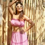 Ridheema Tiwari Instagram - Checkmate 💓 Wearing : @howwhenwearclothing #summervibes #vacaymood #beachbabe #ridhiematiwari #ootd #ootdfashion #chillout Aswem Beach, Goa