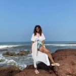 Ridheema Tiwari Instagram - Unsung Melody on my mind #sagarkinare #dayatthebeach Aswem Beach, Goa