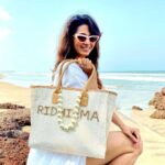 Ridheema Tiwari Instagram - “When I discover who I am, I'll be free.” Personalised bag - @bustaa.in #identity #personalisedbags #signaturehandbag #travelphotography #accessories #indianactor #ridhiematiwari Aswem Beach, Goa