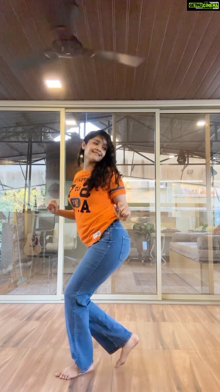 Ritika Singh - 313.5K Likes - Most Liked Instagram Photos