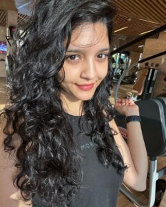 Ritika Singh Instagram - <3