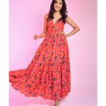 Ritu Varma Instagram - 🌸🌼🌸🌼 Outfit @dziinebydeepa @viralmantra Jewellery @suhanipittie Styling @sandhya__sabbavarapu @rashmi_angara Photography @the_pixel_farmer