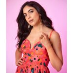 Ritu Varma Instagram - 🌸🌼🌸🌼 Outfit @dziinebydeepa @viralmantra Jewellery @suhanipittie Styling @sandhya__sabbavarapu @rashmi_angara Photography @the_pixel_farmer