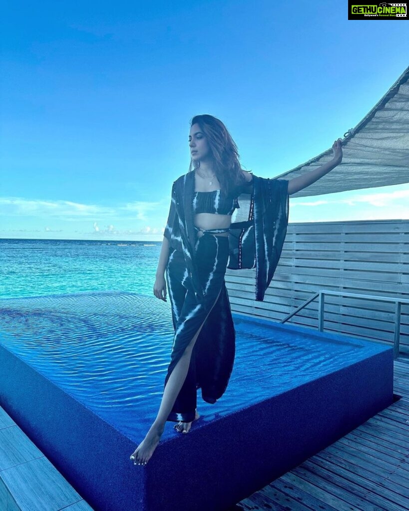 Ritu Varma Instagram - Meet me where the sky touches the sea 💙